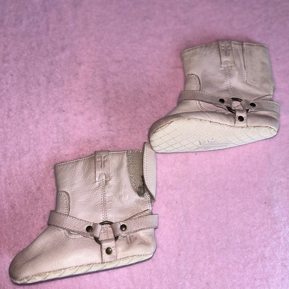 FRYE blushed beige leather velcro boots country western baby 4 buckle cowboy